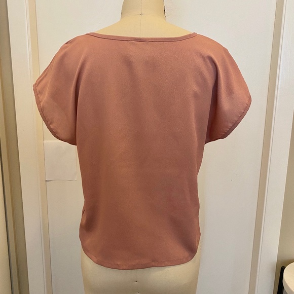 H.I.P Pink Short Sleeve Cut Out Top Small - Picture 8 of 8